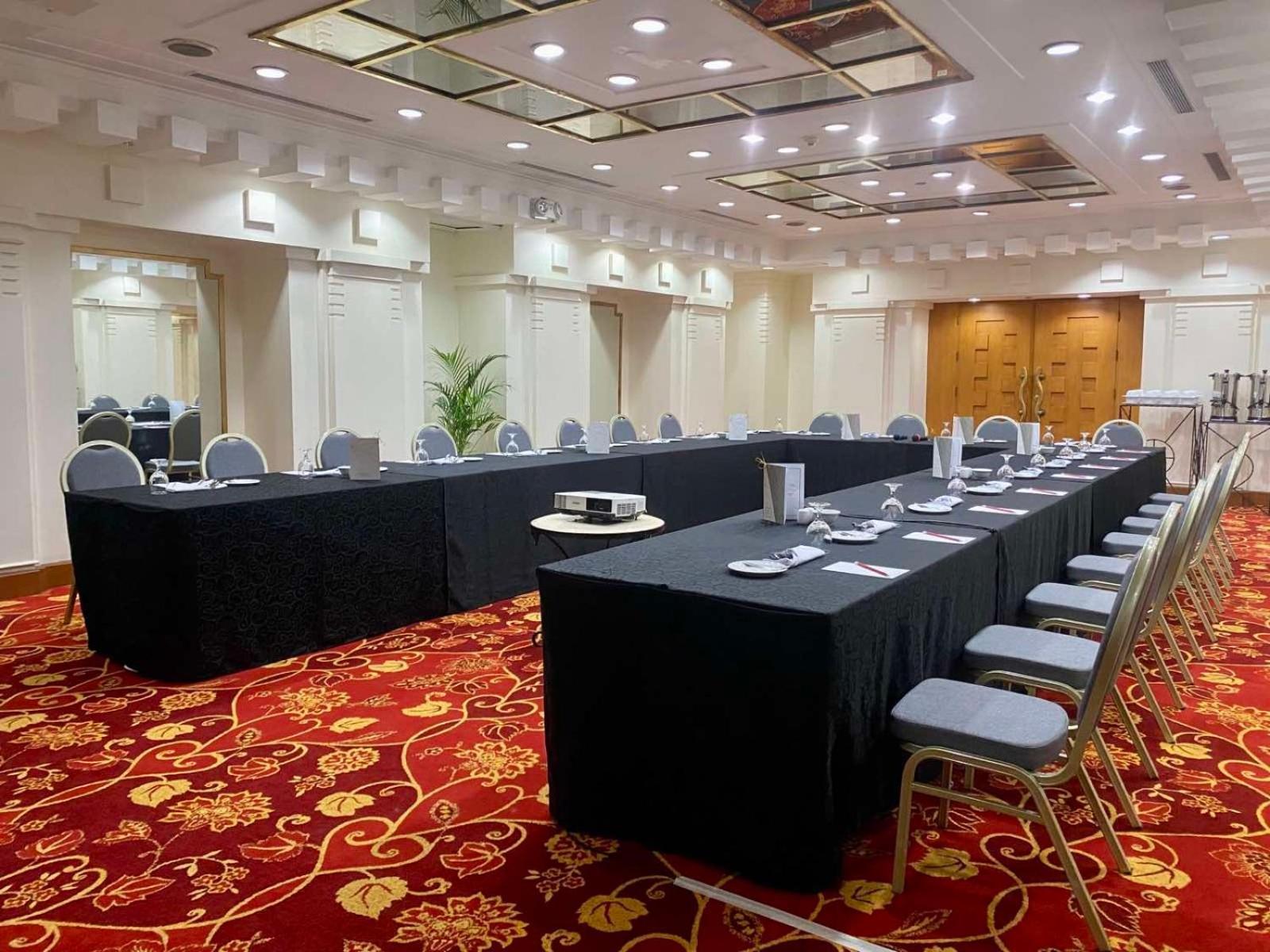 Hotel The Heritage Manila 4*